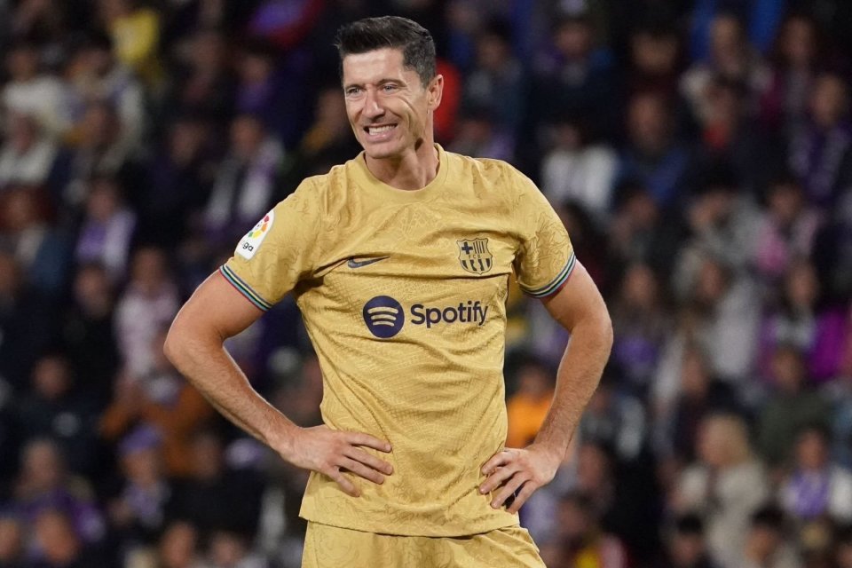 莱万多夫斯基连续五场比赛得分超过连败，FPX挑战极限！(莱万多夫斯基联赛进球)-爱游戏在线登录